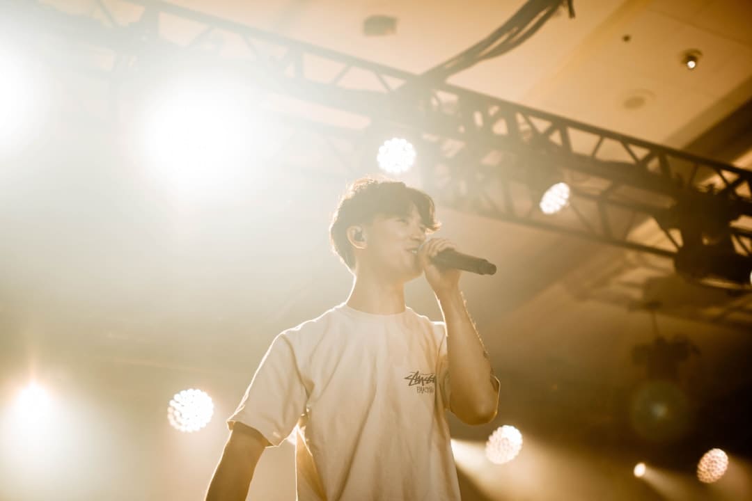《披荆斩棘4》一公《铁艺》澎湃开场 付辛博Rap超燃